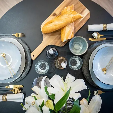아파트 Deluxe And Modern Studio, Old Town, City Centre *
