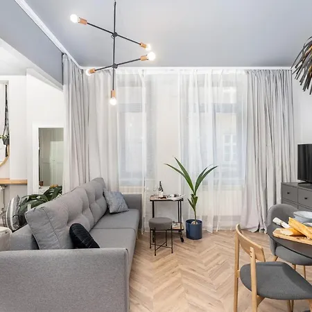 Deluxe And Modern Studio, Old Town, City Centre Apartamento